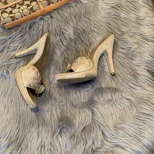 Donald J Pliner heels